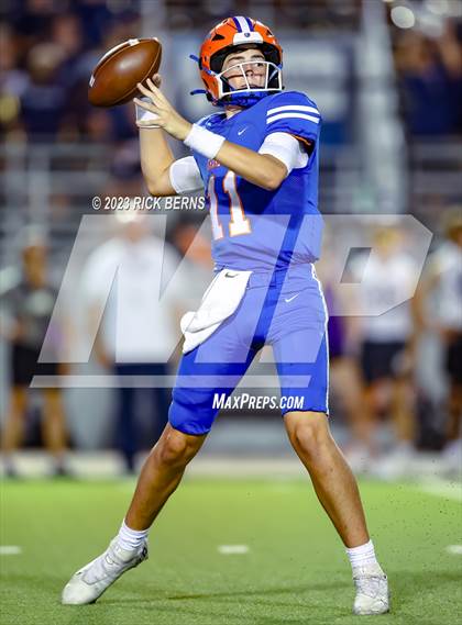 Thumbnail 2 in Grand Oaks vs College Park photogallery.