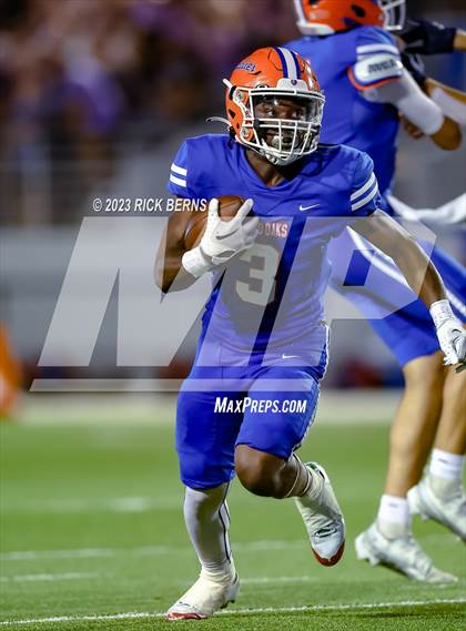 Thumbnail 1 in Grand Oaks vs College Park photogallery.