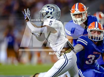 Thumbnail 3 in Grand Oaks vs College Park photogallery.