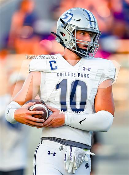 Thumbnail 1 in Grand Oaks vs College Park photogallery.