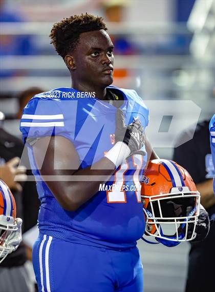 Thumbnail 3 in Grand Oaks vs College Park photogallery.
