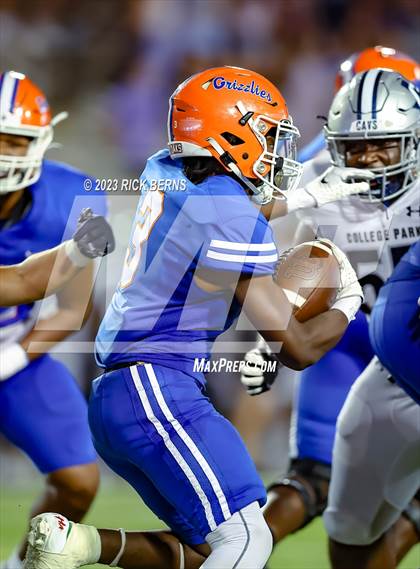 Thumbnail 3 in Grand Oaks vs College Park photogallery.