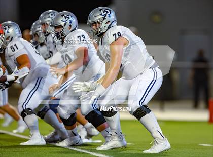 Thumbnail 3 in Grand Oaks vs College Park photogallery.