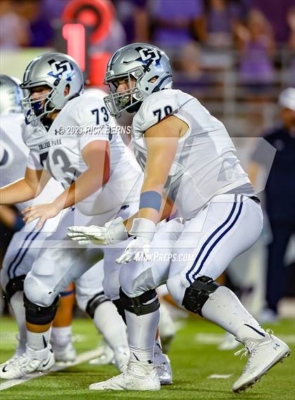 Thumbnail 3 in Grand Oaks vs College Park photogallery.