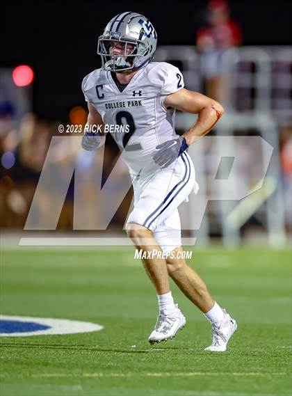 Thumbnail 3 in Grand Oaks vs College Park photogallery.
