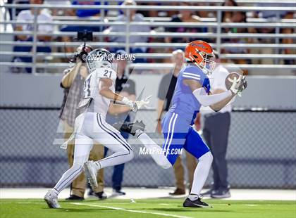 Thumbnail 3 in Grand Oaks vs College Park photogallery.