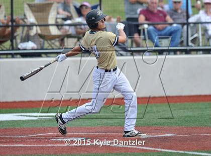 Thumbnail 2 in Pleasant Grove vs Argyle (UIL 4A Region 2 Final) photogallery.