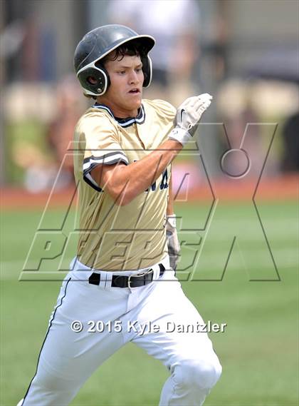 Thumbnail 2 in Pleasant Grove vs Argyle (UIL 4A Region 2 Final) photogallery.