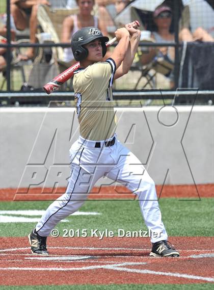 Thumbnail 1 in Pleasant Grove vs Argyle (UIL 4A Region 2 Final) photogallery.