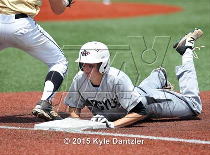 Thumbnail 1 in Pleasant Grove vs Argyle (UIL 4A Region 2 Final) photogallery.