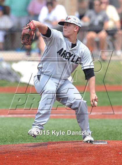 Thumbnail 2 in Pleasant Grove vs Argyle (UIL 4A Region 2 Final) photogallery.