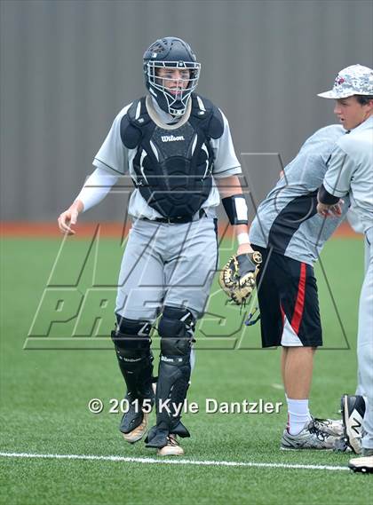 Thumbnail 2 in Pleasant Grove vs Argyle (UIL 4A Region 2 Final) photogallery.