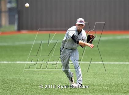 Thumbnail 2 in Pleasant Grove vs Argyle (UIL 4A Region 2 Final) photogallery.