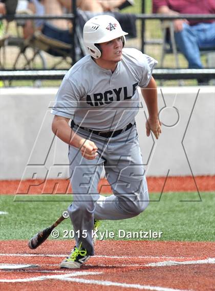 Thumbnail 3 in Pleasant Grove vs Argyle (UIL 4A Region 2 Final) photogallery.