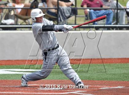 Thumbnail 3 in Pleasant Grove vs Argyle (UIL 4A Region 2 Final) photogallery.