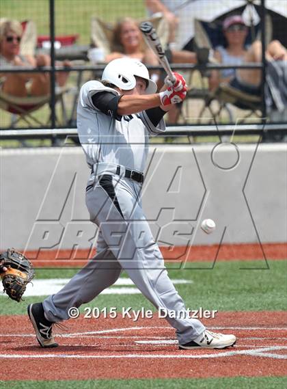 Thumbnail 3 in Pleasant Grove vs Argyle (UIL 4A Region 2 Final) photogallery.