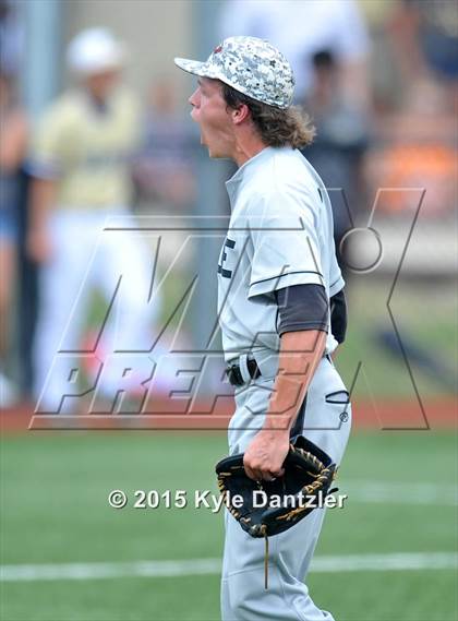 Thumbnail 1 in Pleasant Grove vs Argyle (UIL 4A Region 2 Final) photogallery.