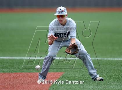 Thumbnail 3 in Pleasant Grove vs Argyle (UIL 4A Region 2 Final) photogallery.