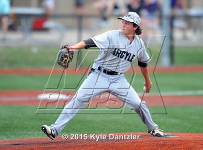 Thumbnail 3 in Pleasant Grove vs Argyle (UIL 4A Region 2 Final) photogallery.