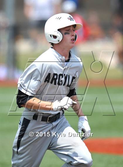 Thumbnail 2 in Pleasant Grove vs Argyle (UIL 4A Region 2 Final) photogallery.