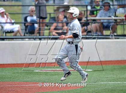Thumbnail 2 in Pleasant Grove vs Argyle (UIL 4A Region 2 Final) photogallery.