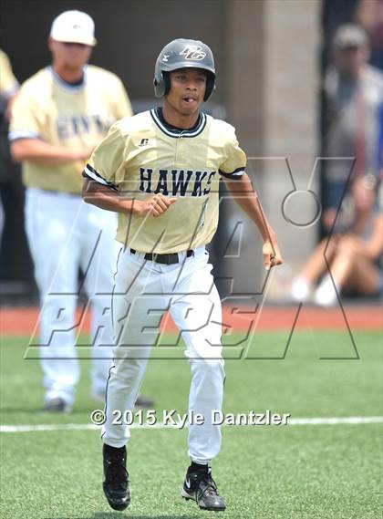 Thumbnail 2 in Pleasant Grove vs Argyle (UIL 4A Region 2 Final) photogallery.