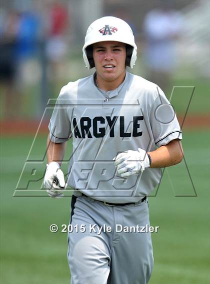 Thumbnail 3 in Pleasant Grove vs Argyle (UIL 4A Region 2 Final) photogallery.
