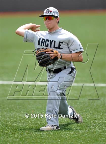 Thumbnail 2 in Pleasant Grove vs Argyle (UIL 4A Region 2 Final) photogallery.