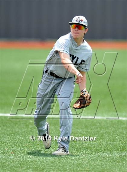 Thumbnail 3 in Pleasant Grove vs Argyle (UIL 4A Region 2 Final) photogallery.