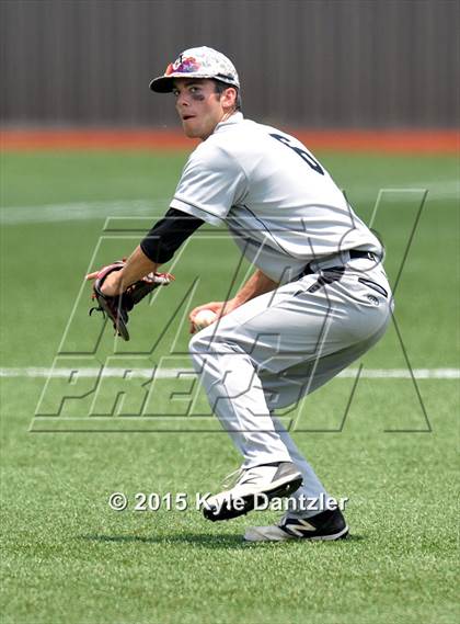 Thumbnail 3 in Pleasant Grove vs Argyle (UIL 4A Region 2 Final) photogallery.