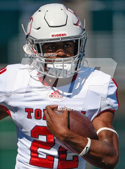 Thumbnail 3 in Tomball vs Klein Cain photogallery.