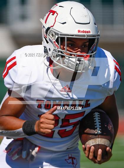 Thumbnail 1 in Tomball vs Klein Cain photogallery.