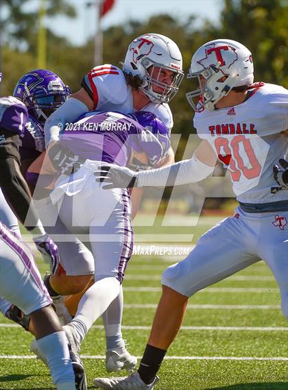 Thumbnail 3 in Tomball vs Klein Cain photogallery.