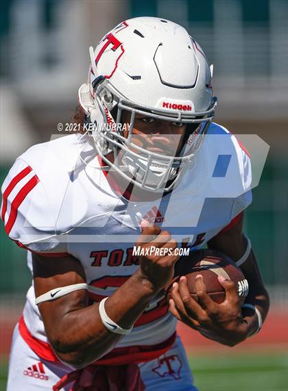 Thumbnail 3 in Tomball vs Klein Cain photogallery.