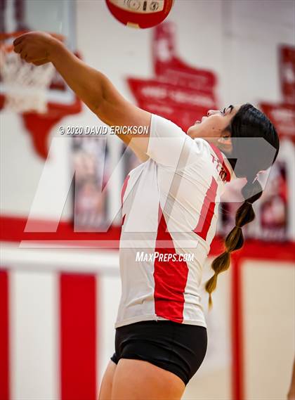 Thumbnail 1 in Perryton vs. Pampa photogallery.