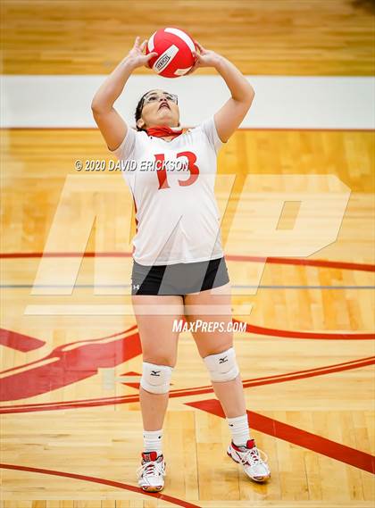 Thumbnail 2 in Perryton vs. Pampa photogallery.