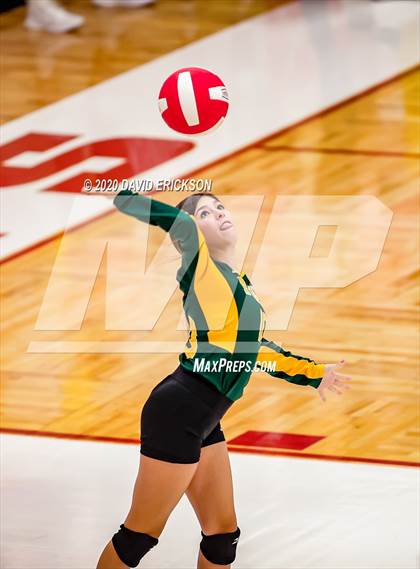 Thumbnail 2 in Perryton vs. Pampa photogallery.