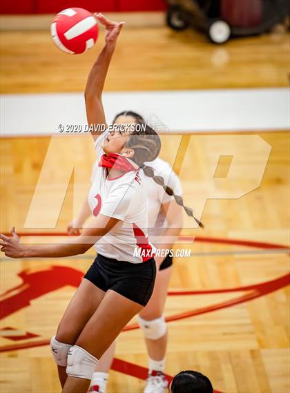 Thumbnail 2 in Perryton vs. Pampa photogallery.