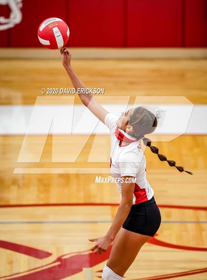 Thumbnail 3 in Perryton vs. Pampa photogallery.