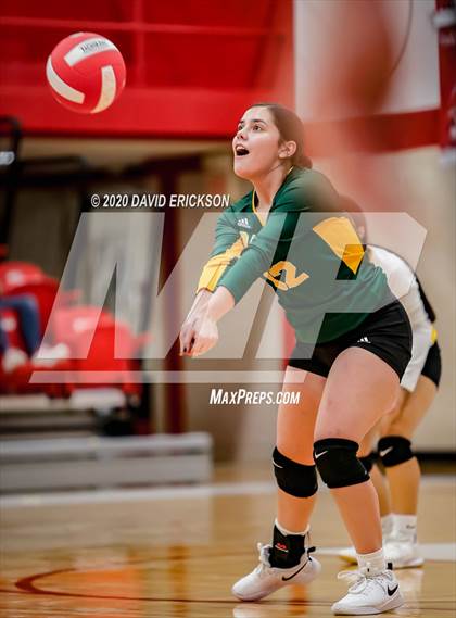 Thumbnail 1 in Perryton vs. Pampa photogallery.