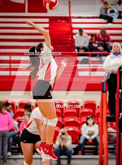 Thumbnail 1 in Perryton vs. Pampa photogallery.