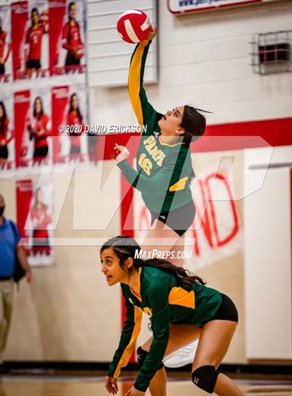 Thumbnail 1 in Perryton vs. Pampa photogallery.
