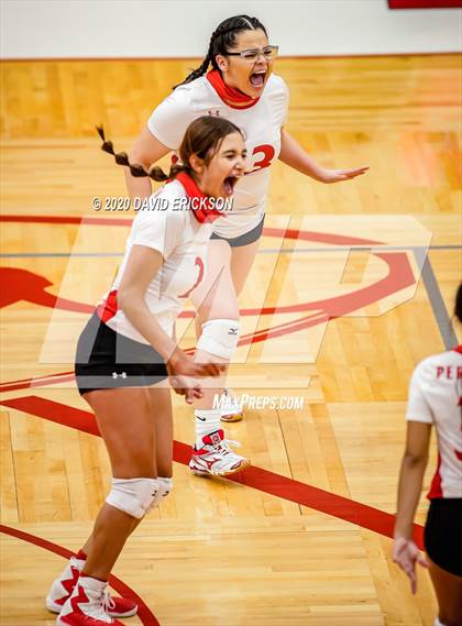 Thumbnail 3 in Perryton vs. Pampa photogallery.