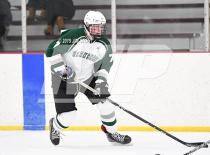 Thumbnail 1 in Berkshire @ Gunnery photogallery.