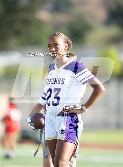 Thumbnail 1 in JV: Valencia @ Hart photogallery.