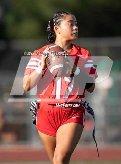Thumbnail 3 in JV: Valencia @ Hart photogallery.