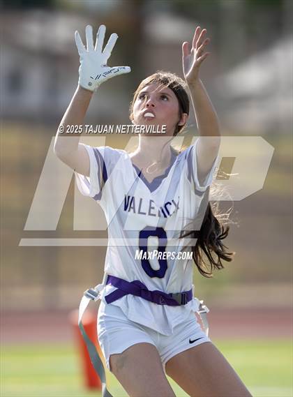 Thumbnail 1 in JV: Valencia @ Hart photogallery.