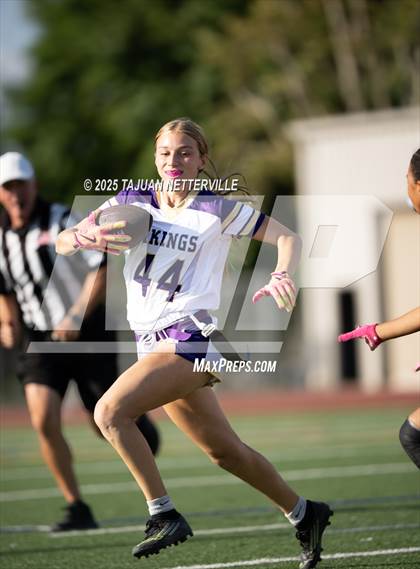 Thumbnail 3 in JV: Valencia @ Hart photogallery.