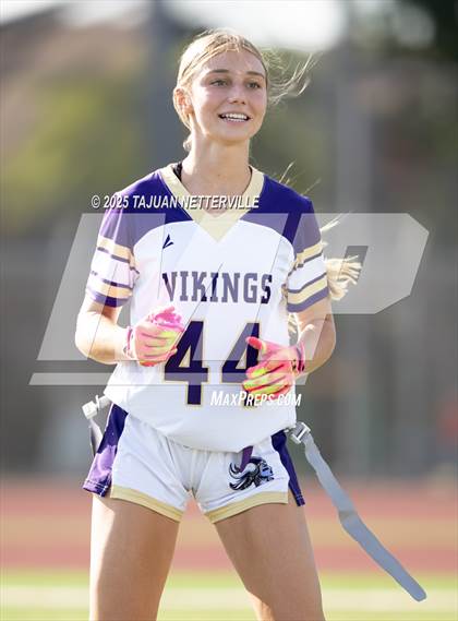 Thumbnail 3 in JV: Valencia @ Hart photogallery.