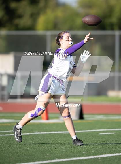 Thumbnail 1 in JV: Valencia @ Hart photogallery.